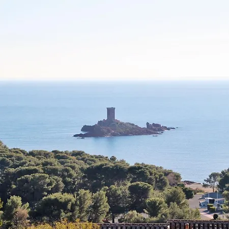 Cap Esterel Village : 2 Pieces Mer Renove 2e Etage- E1 275la * Saint-Raphaël