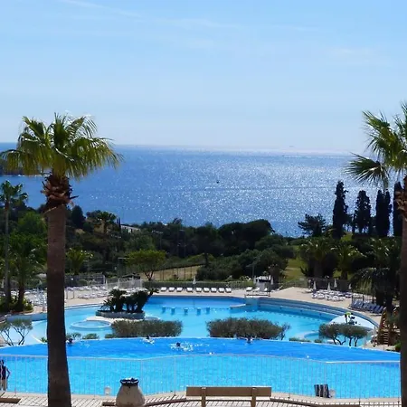 Cap Esterel Village : 2 Pieces Mer Renove 2e Etage- E1 275la *